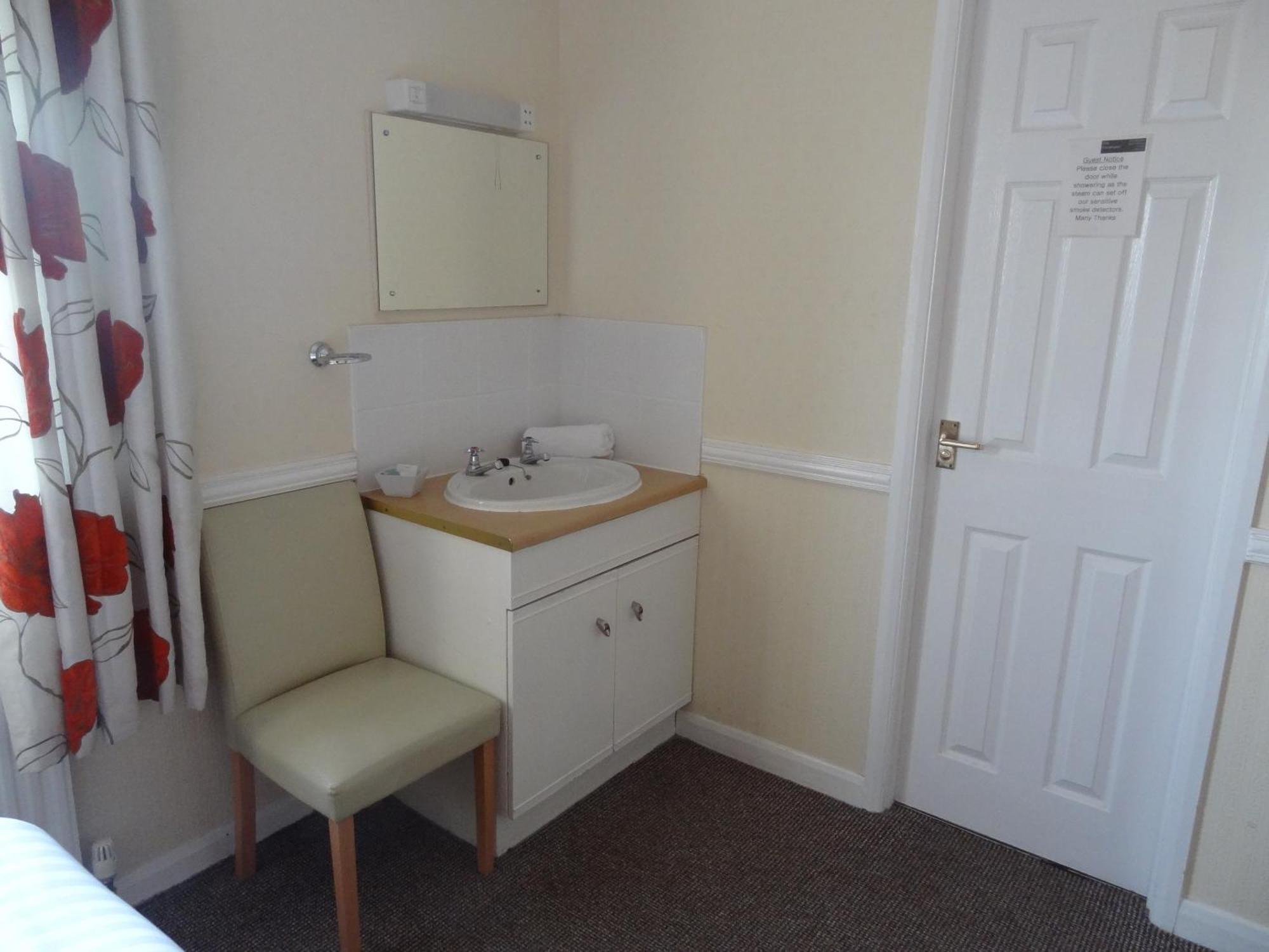 The Kensington Hotel Great Yarmouth Room photo